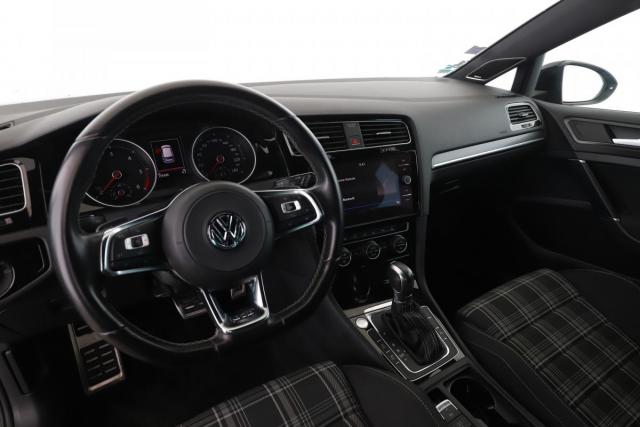 Volkswagen Golf image 5