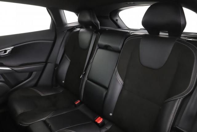 Volvo V40 image 4