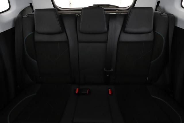 Peugeot 2008 image 7