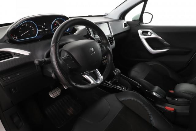 Peugeot 2008 image 9