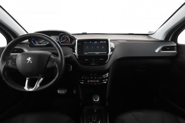 Peugeot 2008 image 3