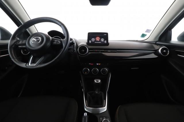 Mazda 2 image 6
