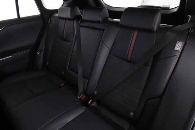 Toyota Rav4 image 2