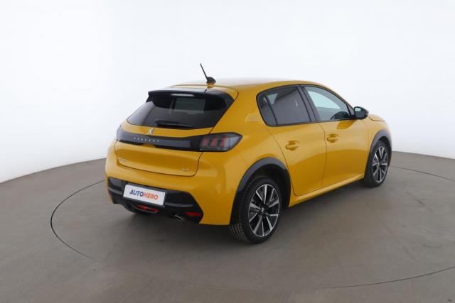 Peugeot 208 image 2