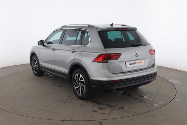 Volkswagen Tiguan image 6