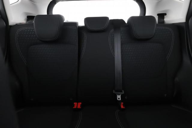 Ford Fiesta image 3