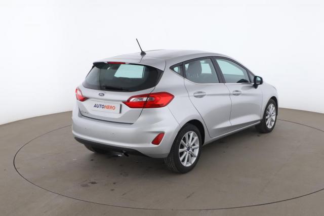Ford Fiesta image 9