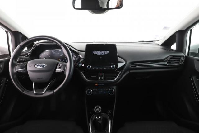 Ford Fiesta image 8