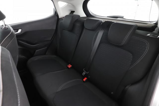 Ford Fiesta image 5