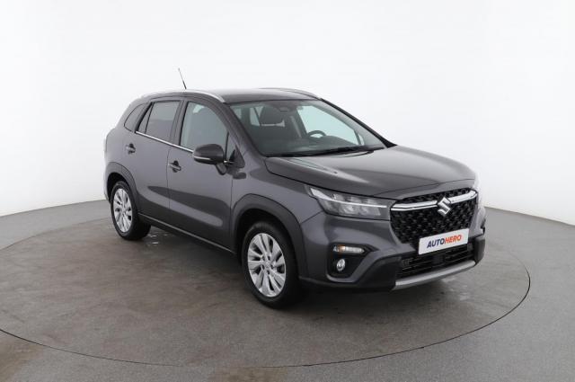 Suzuki S-Cross image 9