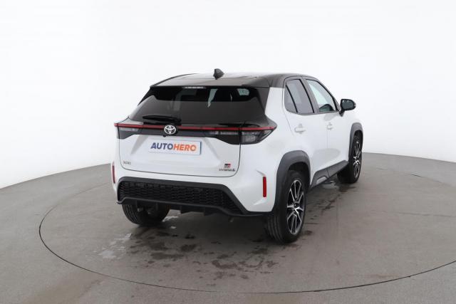 Toyota Yaris Cross image 4