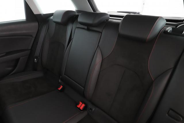 Seat Leon image 2