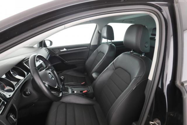 Volkswagen Golf image 6