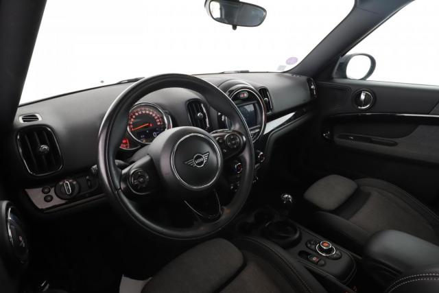 Mini Countryman image 3