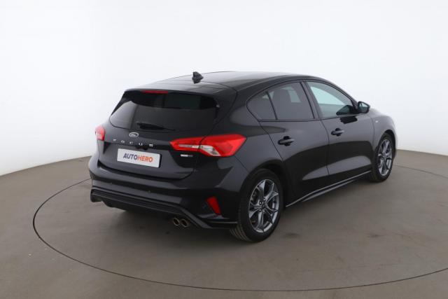 Ford Focus image 8