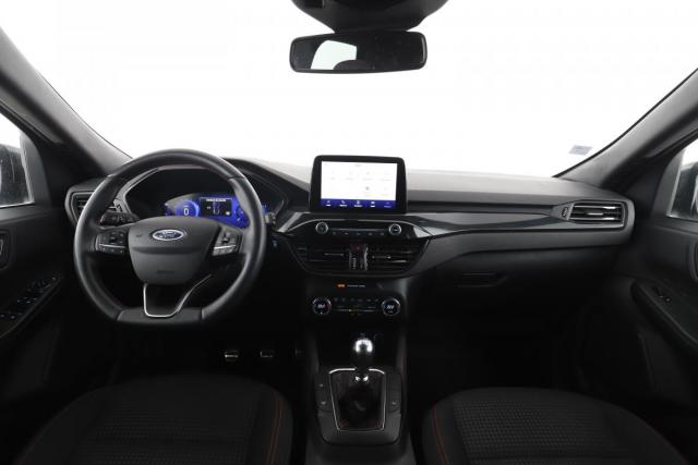 Ford Kuga image 1