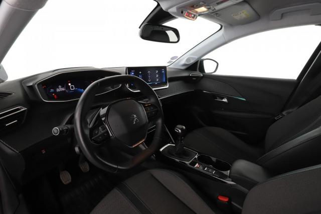 Peugeot 208 image 6