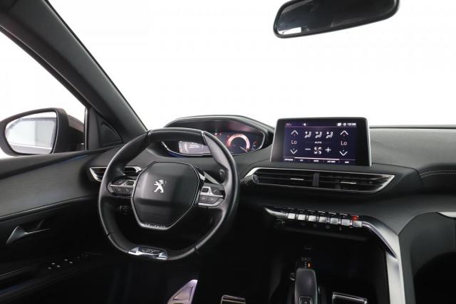 Peugeot 3008 image 3