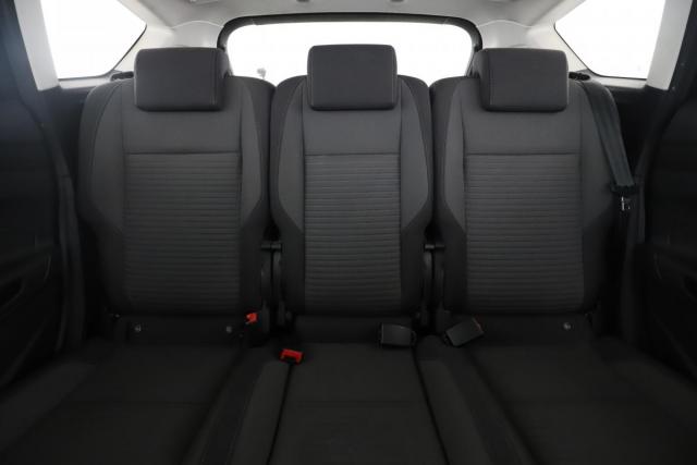 Ford C-Max image 2