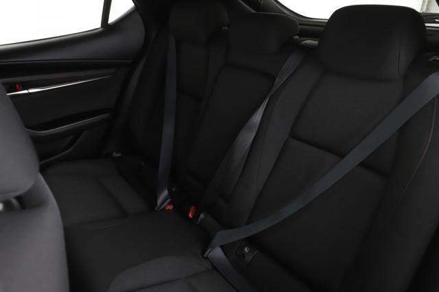 Mazda 3 image 1