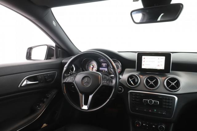 Mercedes Benz Cla image 1