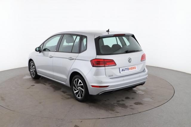 Volkswagen Golf Sportsvan image 9