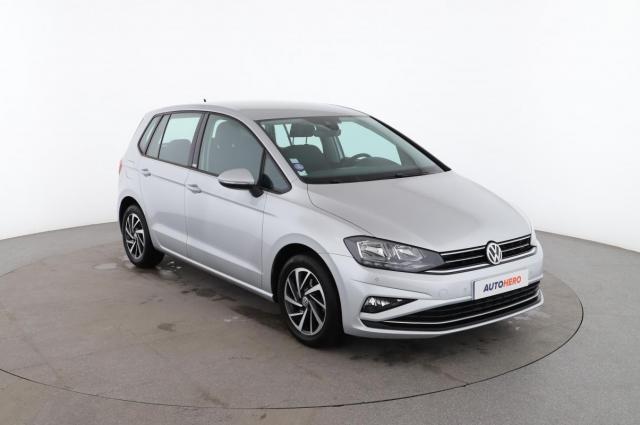 Volkswagen Golf Sportsvan image 2