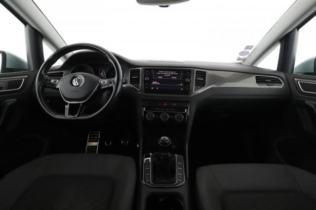 Volkswagen Golf Sportsvan image 1