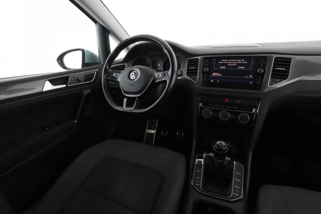Volkswagen Golf Sportsvan image 3