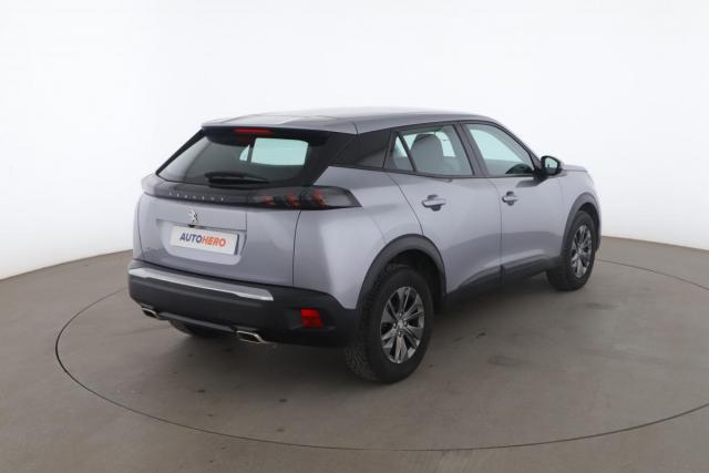 Peugeot 2008 image 2