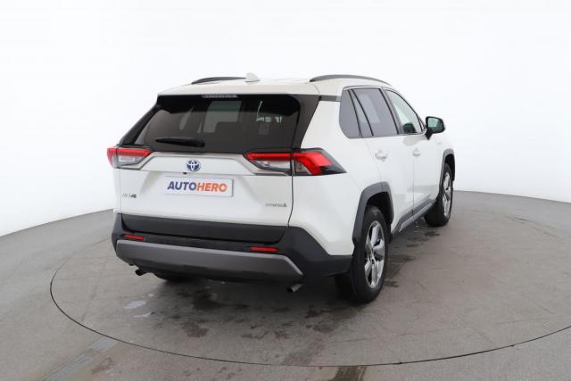 Toyota Rav4 image 3