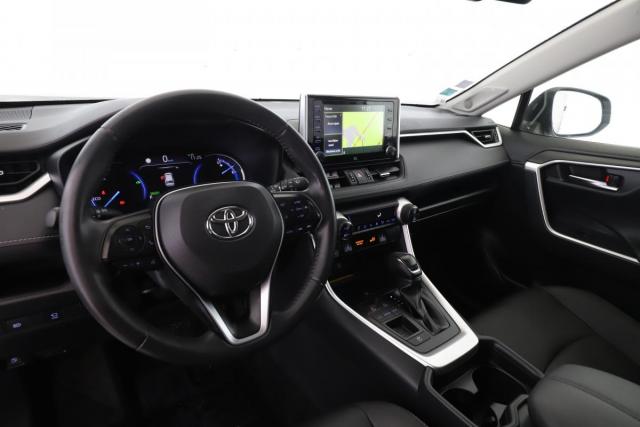 Toyota Rav4 image 6
