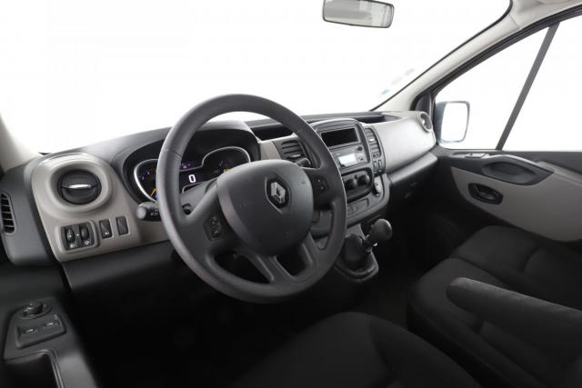 Renault Trafic image 8