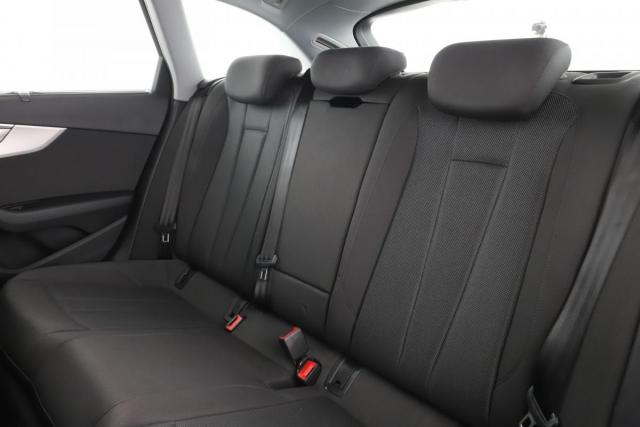 Audi A4 Avant image 6