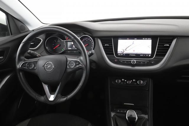 Opel Grandland X image 2
