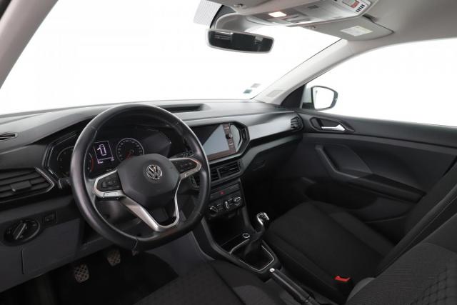 Volkswagen T-Cross image 9