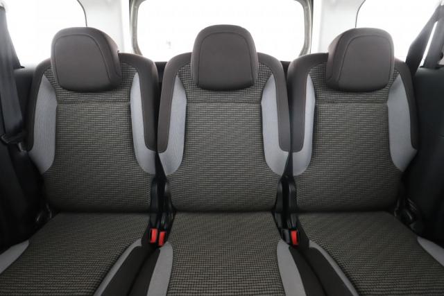 Peugeot Partner Tepee image 8