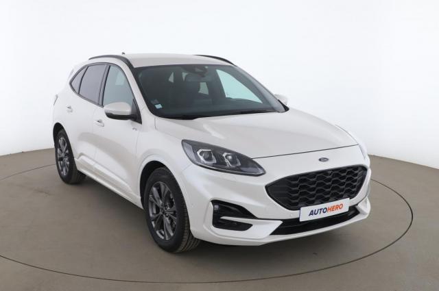 Ford Kuga image 9