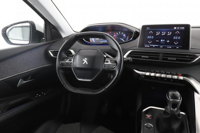 Peugeot 3008 image 8