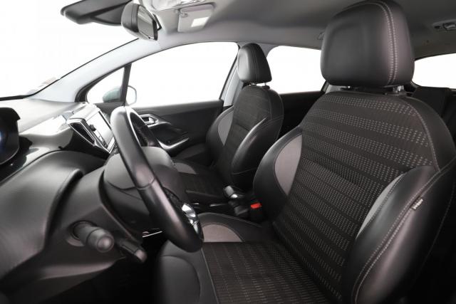 Peugeot 2008 image 7