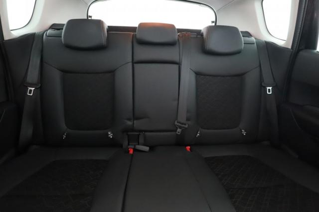 Peugeot 3008 image 8