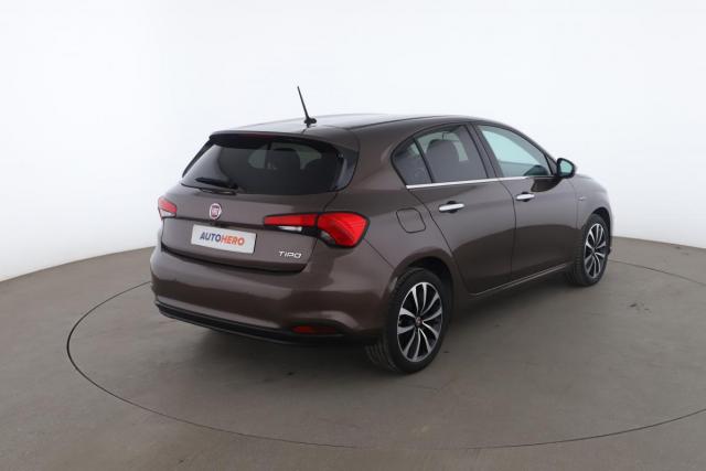Fiat Tipo image 1