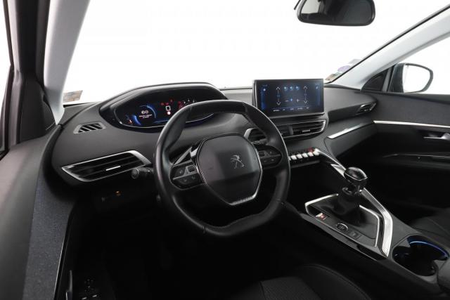 Peugeot 3008 image 2