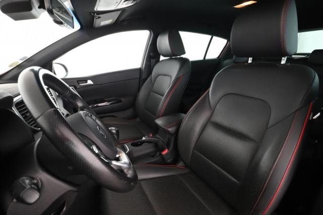 Kia Sportage image 8