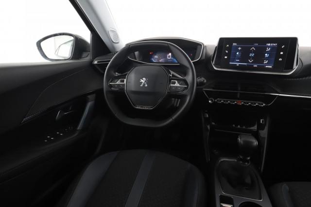 Peugeot 2008 image 2