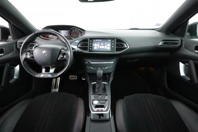 Peugeot 308 image 1