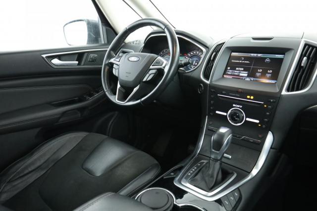 Ford Galaxy image 2