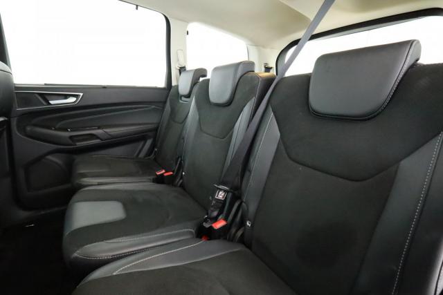 Ford Galaxy image 1