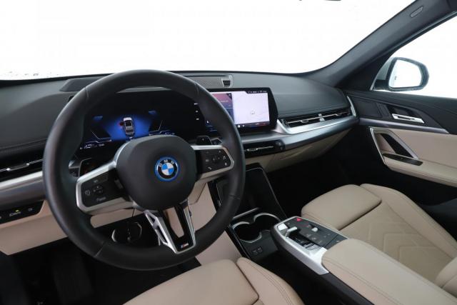 Bmw X1 image 2