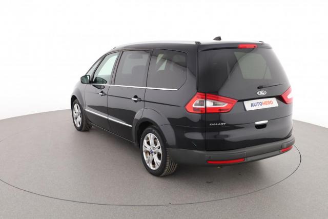 Ford Galaxy image 4